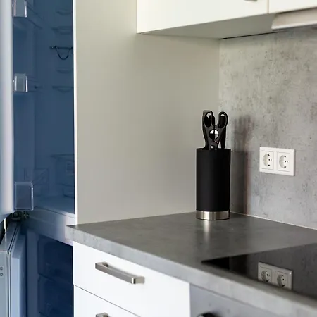 Cityappartment Huenfeld- Smarttv Freewlan Balkon, In Wenigen Minuten Am Bahnhof, Innenstadt Und Doch Ruhig Gelegen - Ideal Fuer Paare Oder Geschaeftsreisen Апартаменты