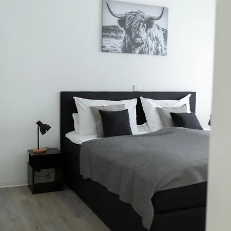 Apartment Cityappartment Hünfeld- Smarttv Freewlan Balkon, In Wenigen Minuten Am Bahnhof, Innenstadt Und Doch Ruhig Gelegen - Ideal Für Paare Oder Geschäftsreisen