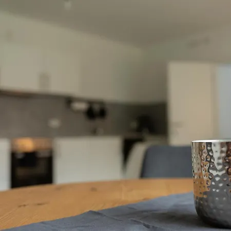 Cityappartment Hünfeld- Smarttv Freewlan Balkon, In Wenigen Minuten Am Bahnhof, Innenstadt Und Doch Ruhig Gelegen - Ideal Für Paare Oder Geschäftsreisen Hünfeld