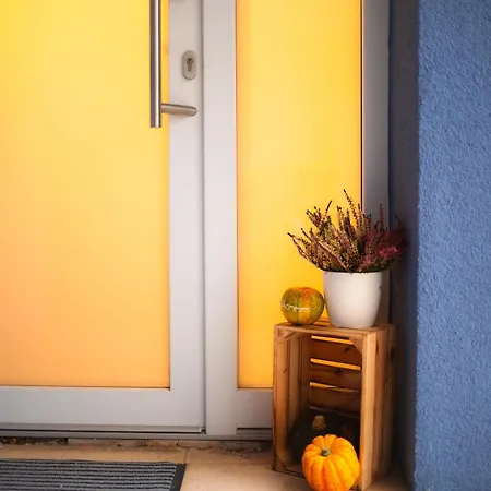 Cityappartment Hünfeld- Smarttv Freewlan Balkon, In Wenigen Minuten Am Bahnhof, Innenstadt Und Doch Ruhig Gelegen - Ideal Für Paare Oder Geschäftsreisen Apartment Hünfeld