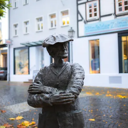 Apartment Cityappartment Hünfeld- Smarttv Freewlan Balkon, In Wenigen Minuten Am Bahnhof, Innenstadt Und Doch Ruhig Gelegen - Ideal Für Paare Oder Geschäftsreisen Hünfeld