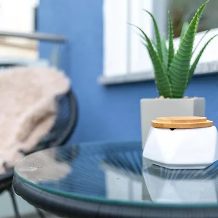 Cityappartment Hünfeld- Smarttv Freewlan Balkon, In Wenigen Minuten Am Bahnhof, Innenstadt Und Doch Ruhig Gelegen - Ideal Für Paare Oder Geschäftsreisen Apartment