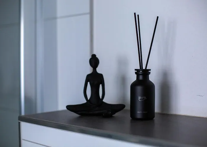 Appartement Cityappartment Huenfeld- Smarttv Freewlan Balkon, In Wenigen Minuten Am Bahnhof, Innenstadt Und Doch Ruhig Gelegen - Ideal Fuer Paare Oder Geschaeftsreisen Hünfeld