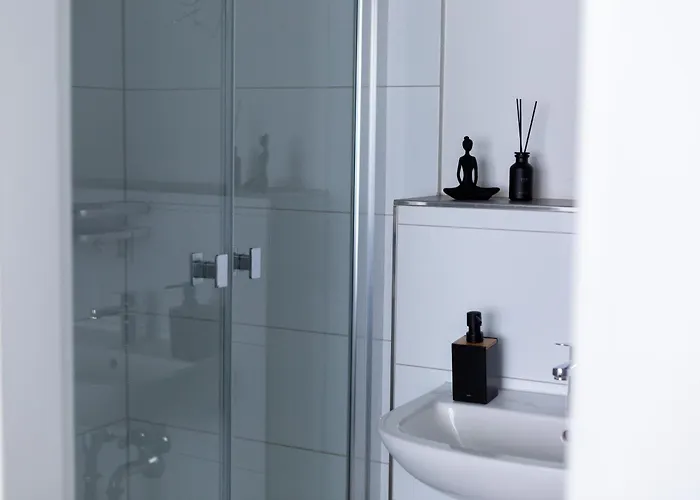 Cityappartment Hünfeld- Smarttv Freewlan Balkon, In Wenigen Minuten Am Bahnhof, Innenstadt Und Doch Ruhig Gelegen - Ideal Für Paare Oder Geschäftsreisen Apartment Hünfeld