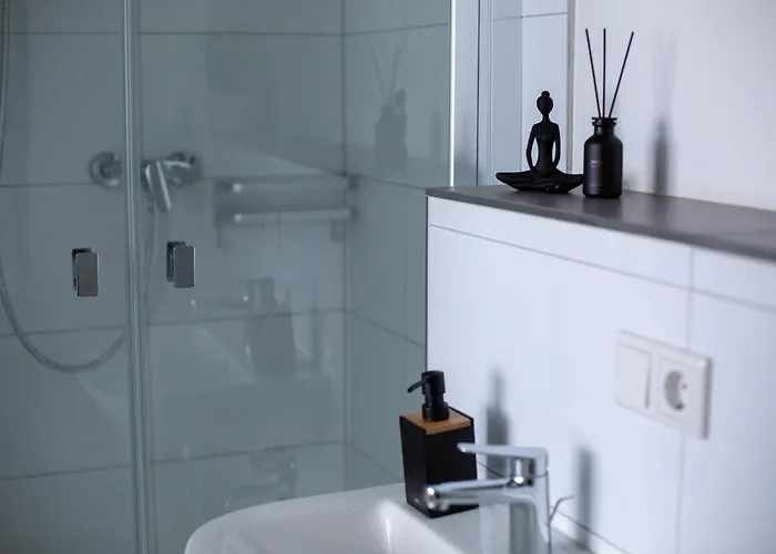 Apartment Cityappartment Hünfeld- Smarttv Freewlan Balkon, In Wenigen Minuten Am Bahnhof, Innenstadt Und Doch Ruhig Gelegen - Ideal Für Paare Oder Geschäftsreisen