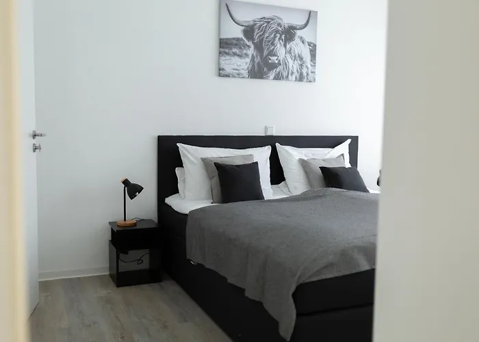 Apartment Cityappartment Hünfeld- Smarttv Freewlan Balkon, In Wenigen Minuten Am Bahnhof, Innenstadt Und Doch Ruhig Gelegen - Ideal Für Paare Oder Geschäftsreisen