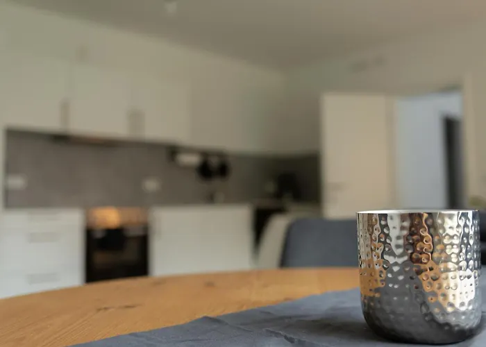 Cityappartment Hünfeld- Smarttv Freewlan Balkon, In Wenigen Minuten Am Bahnhof, Innenstadt Und Doch Ruhig Gelegen - Ideal Für Paare Oder Geschäftsreisen Hünfeld