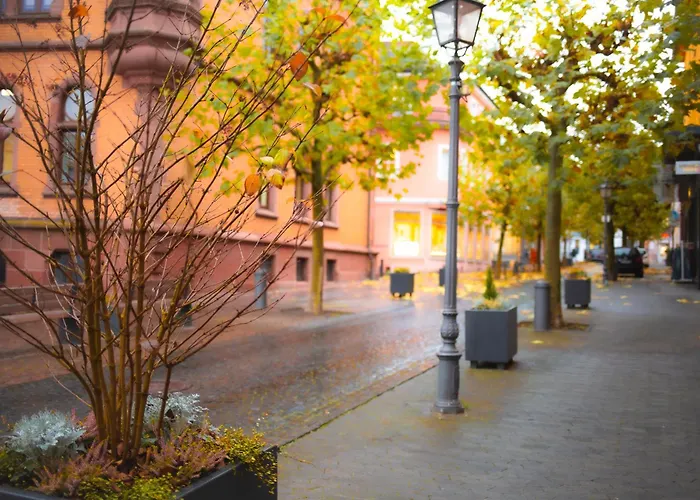 Appartement Cityappartment Huenfeld- Smarttv Freewlan Balkon, In Wenigen Minuten Am Bahnhof, Innenstadt Und Doch Ruhig Gelegen - Ideal Fuer Paare Oder Geschaeftsreisen